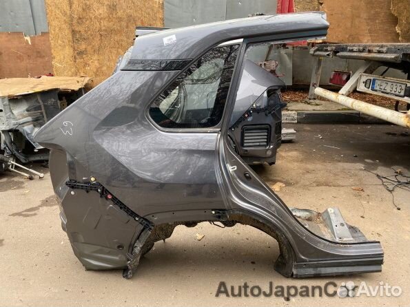 Toyota RAV4 (2017-2021г) задняя правая четверть