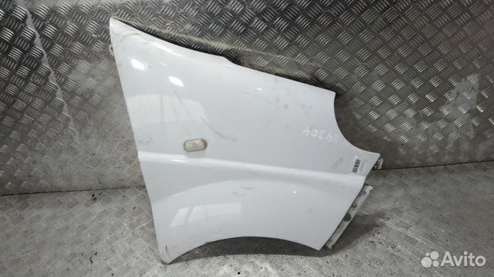 Крыло Renault Trafic (2001-2014)