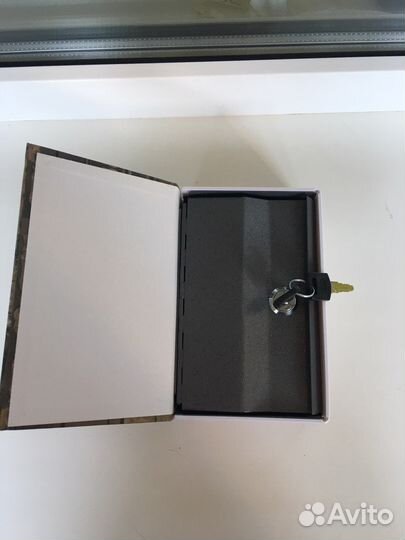 Минисейф книга Люблю всем сердцем