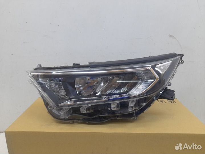 Фара левая Toyota Rav4 50 2018-2023