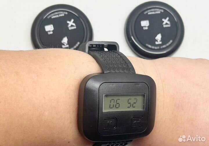 Кнопка вызова официанта Ультра черная и часы