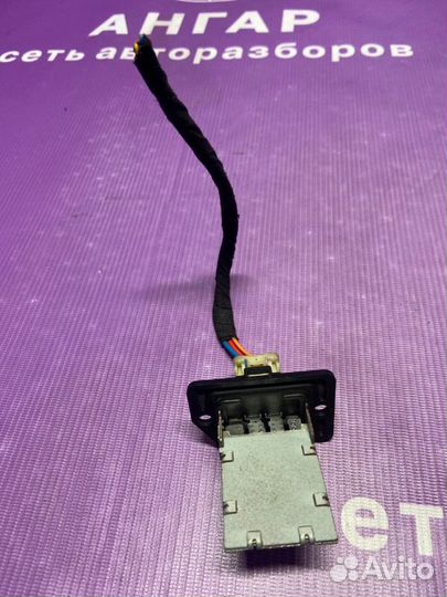 Резистор печки Kia Ceed ED G4FC 2010