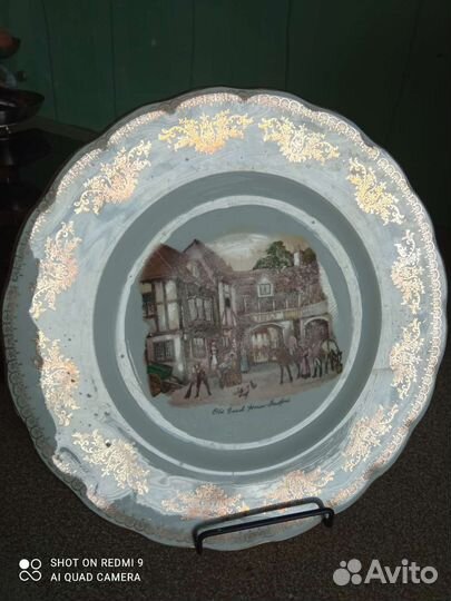 Коллекционная тарелка Англия костяной фарфор