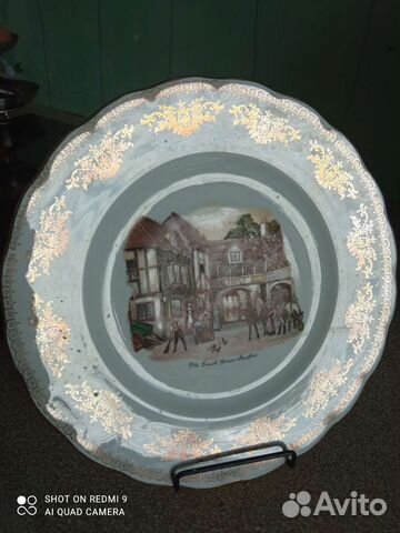 Коллекционная тарелка Англия костяной фарфор