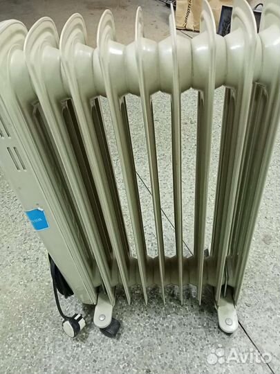 Масляный обогреватель Scarlett