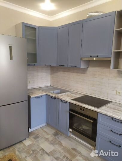 Кухонный гарнитур угловой