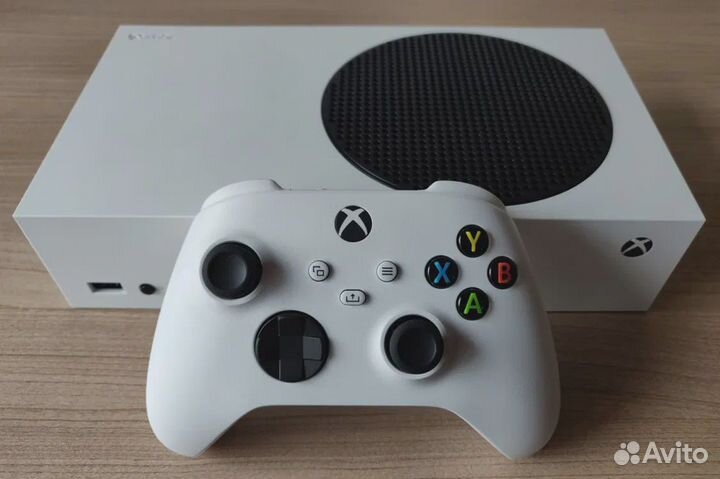 Xbox series s + монитр