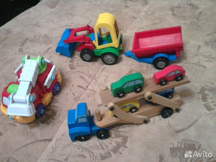 Машины звук, музыка, цены разные