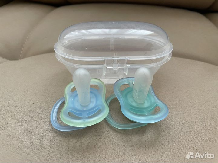 Соска пустышка avent 0 6
