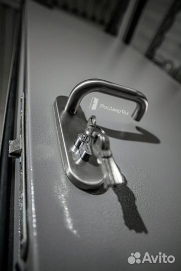 Дверь входная противопожарная