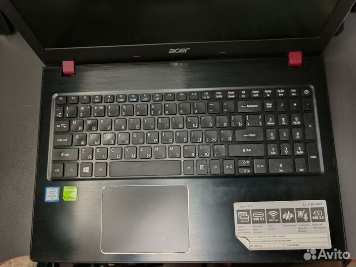 Acer E5-576G-39E7 (i3-6006U/MX940/8gb/500gb)