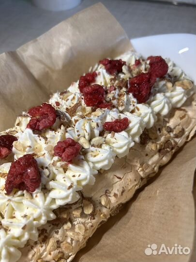 Капкейки, кексы, меренговый рулет на заказ