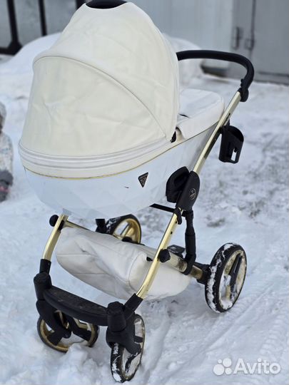 Коляска 2 в 1 junama diamond белая