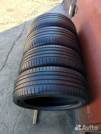 Pirelli P Zero 245/45 R20 и 275/40 R20 103W