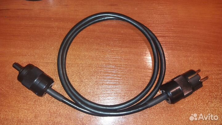 Сетевой / Силовой кабель Ultimate Audio IEC C7