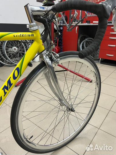 Шоссейный итальянский велосипед olmo