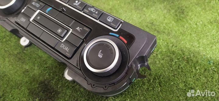 Блок управления климатом Volkswagen Passat Cc 2.0
