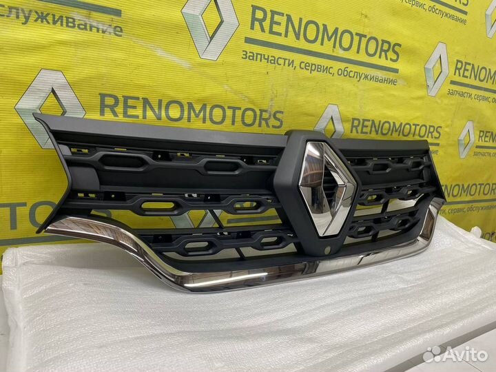 Решетка радиатора Рено Дастер 2