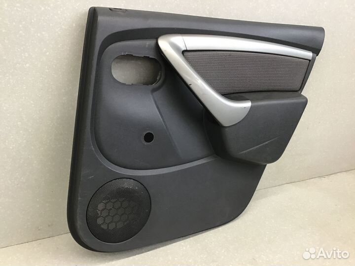 Обшивка двери задней правой Renault Duster I 2012