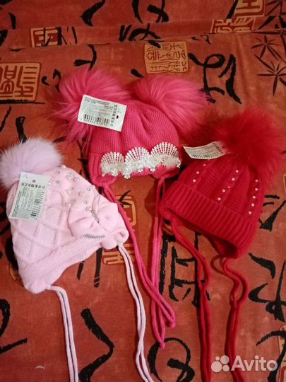 Шапка для девочки новая