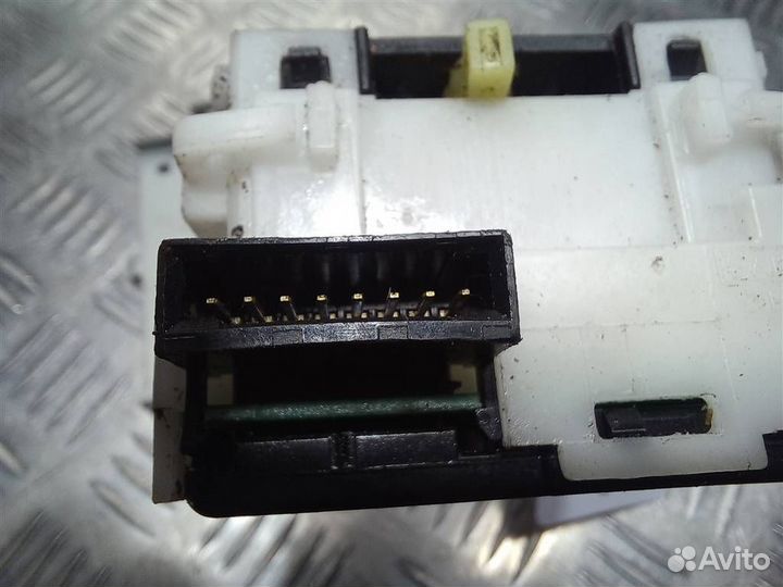 Переключатель подрулевой nissan Note E11 2005-2009