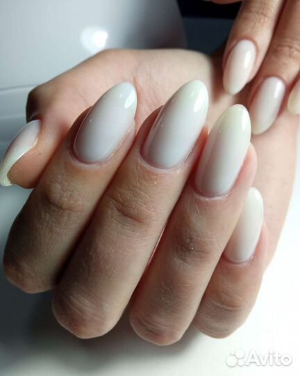 Маникюр, педикюр. Оформление бровей. Наращивание р