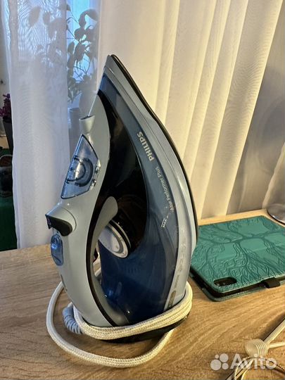 Утюг Philips Azur Performer plus