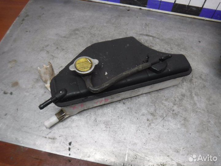 Бачок расширительный Geely Emgrand X7 2.0 2014