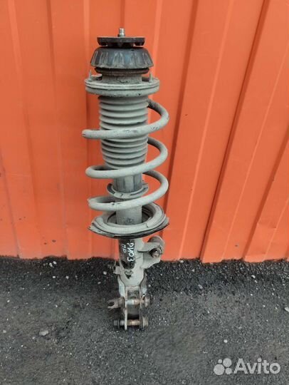 Стойка в сборе правая киа рио 3