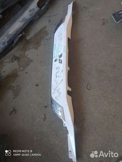 Mitsubishi ASX накладка крышки багажника