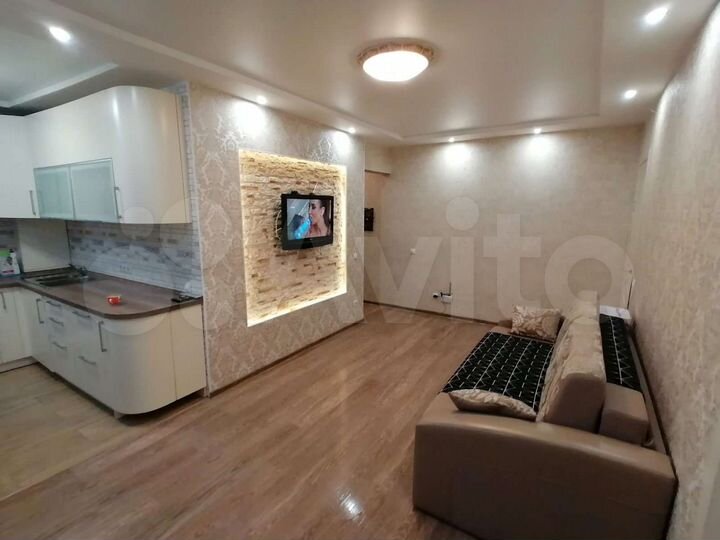 2-к. квартира, 50 м², 1/4 эт.