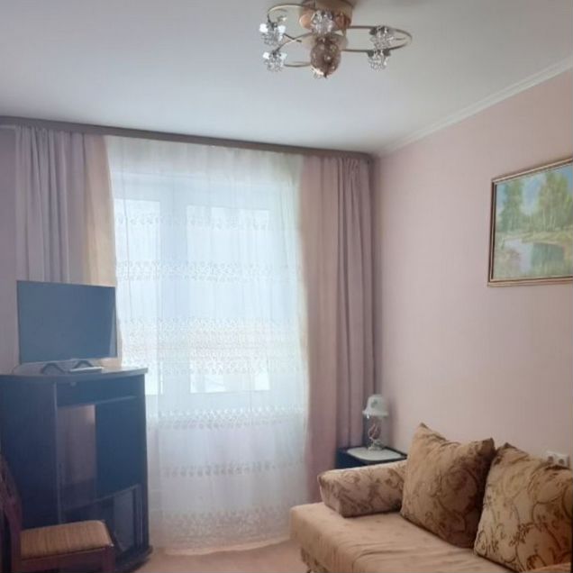 2-к. квартира, 42 м², 2/9 эт.