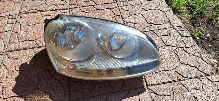 Фара на golf 5