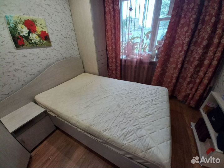 Спальный гарнитур бу
