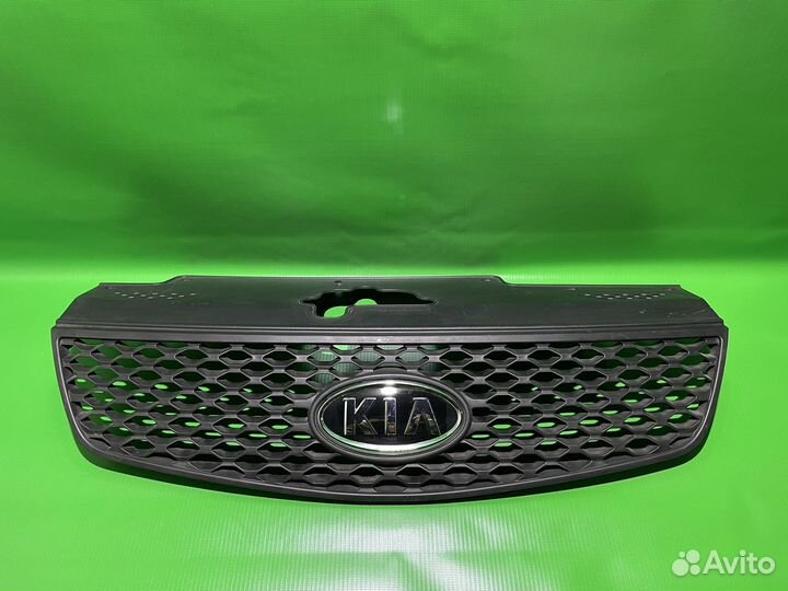 Решетка радиатора Kia Rio 2 2005-2009 седан