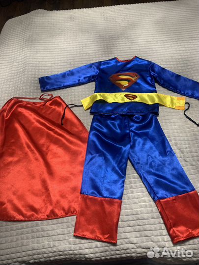 Костюм супермена