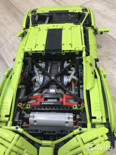 Lanborghini sian лего техник