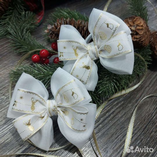 Новогодние бантики ручной работы