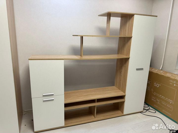 Стенка б/у в отличном состоянии