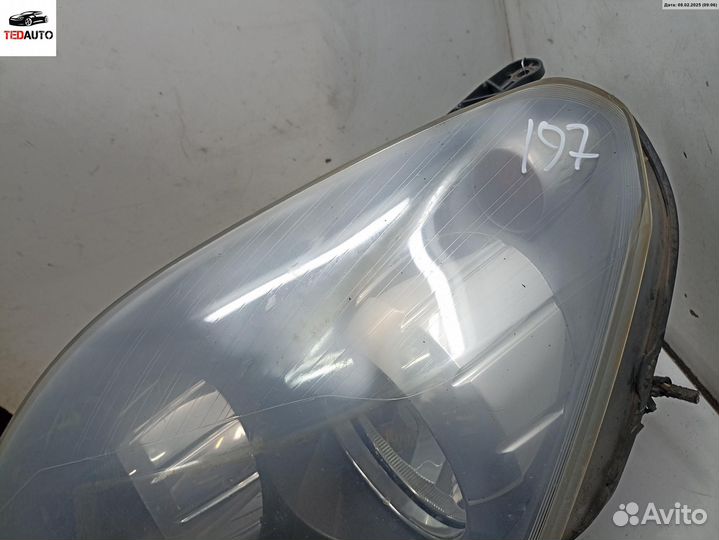 Фара левая, Opel Zafira B 2005