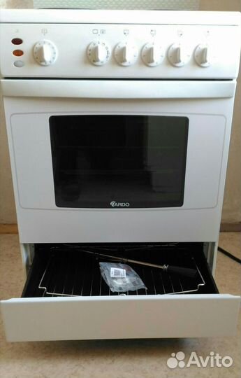 Электроплита с духовкой