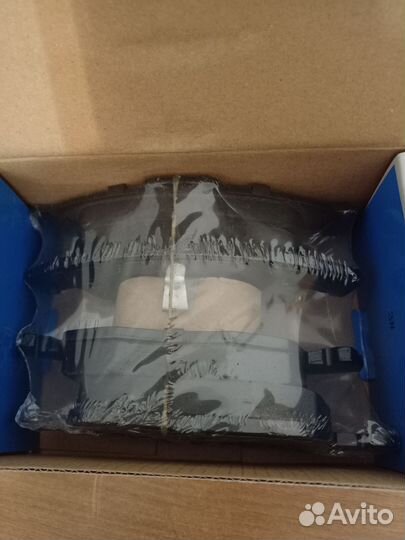 Тормозные колодки передние