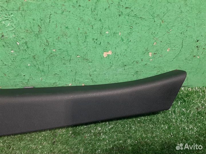 Накладка порога переднего левого внутри Renault S