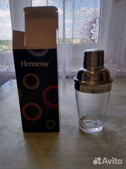 Бокалы и кружки для пива,стопки, фляжки д/к