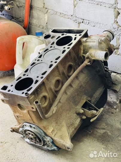 Блок цилиндров ваз 2103