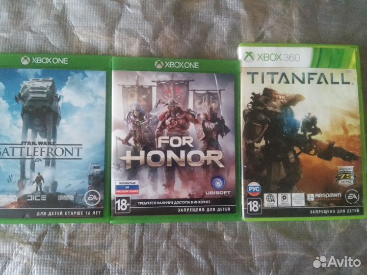 Xbox 360 Е 250Гб с датчиком движения Киннект