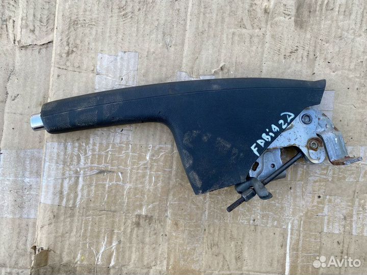 Ручной тормоз SKoda Fabia 2