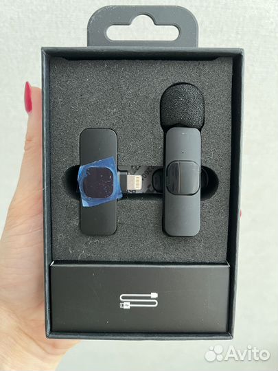 Петличный микрофон