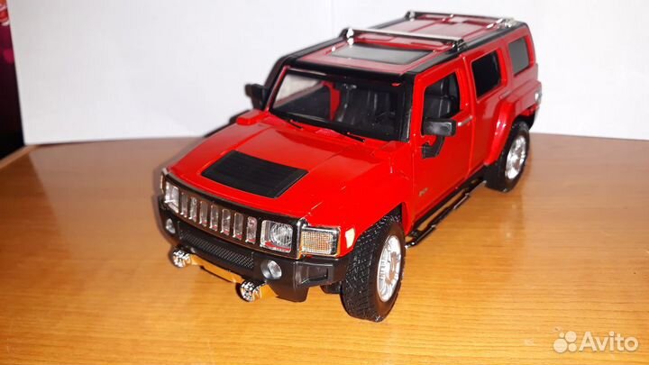 Модель Hummer H3 1/24