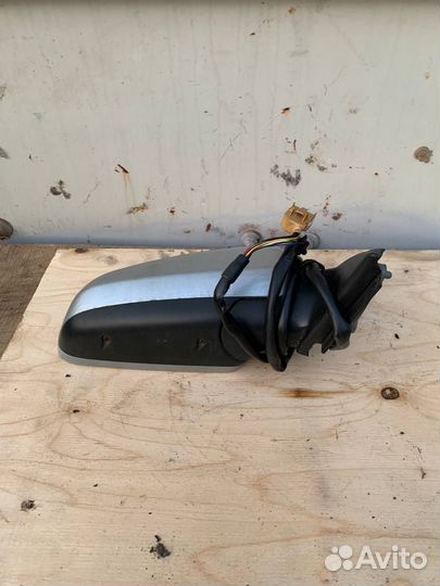 Зеркало заднего вида Ауди А4 В7 правое Audi A4 B7